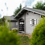 Letniskowe Drewniane Szenodo Na Jodlowej W Debinie Σπίτι διακοπών Debina (Ustka)
