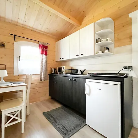 Letniskowe Drewniane Szenodo Na Jodlowej *