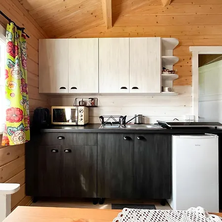 Letniskowe Drewniane Szenodo Na Jodlowej Vakantiehuis *