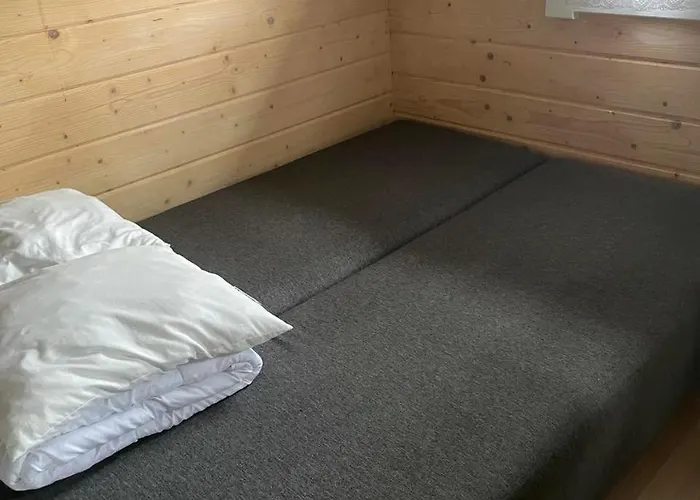 Letniskowe Drewniane Szenodo Na Jodlowej * Debina (Ustka)